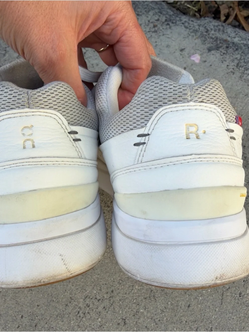 On Cloud Sneakers Womens 8 The Roger Advantage White Lace Up Tennis Shoes - Picture 5 of 8